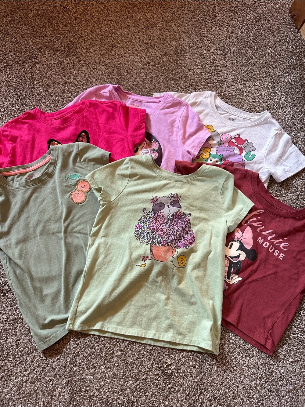 Bundle of 6 girls 6/7 and 6X tees

Cat & Jack Brand
Minnie Mouse